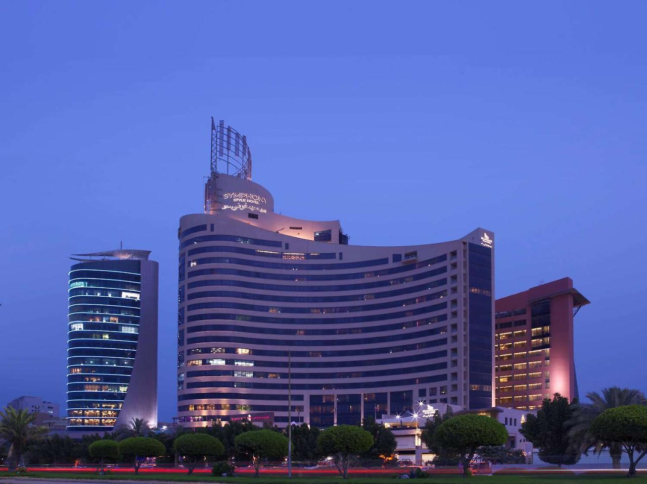 Symphony Style Hotel Kuwait Salmiya Экстерьер фото The Westin Dubai